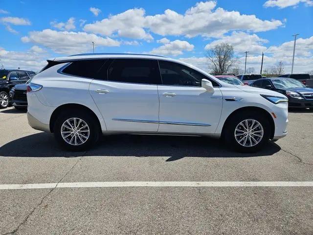 2023 Buick Enclave Essence FWD
