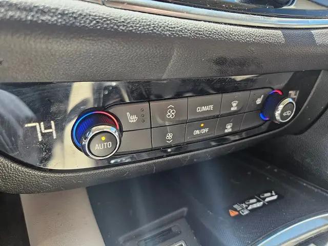 2023 Buick Enclave Essence FWD