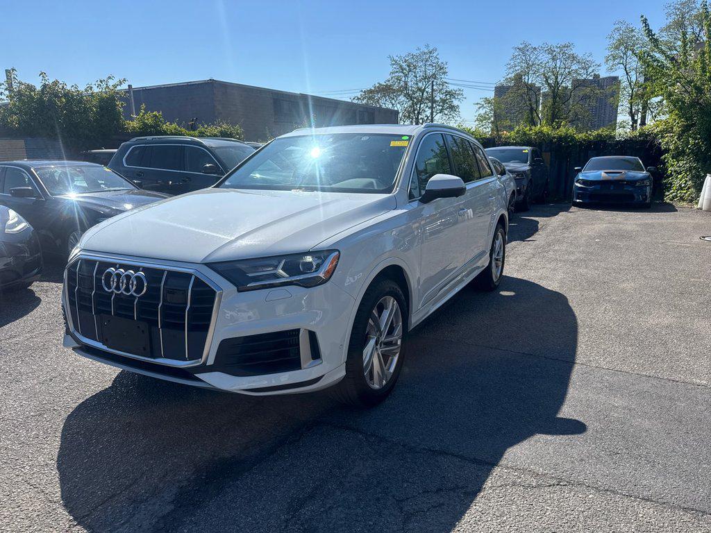 Mythos Black Metallic 2023 Audi Q7 quattro Premium Plus 55 TFSI SUV / Crossover All-Wheel Drive 8-Speed Automatic