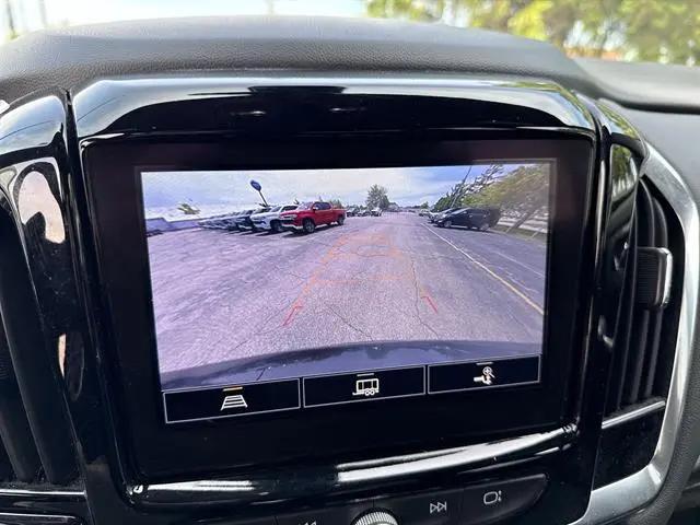 2023 Chevrolet Traverse AWD LT Cloth