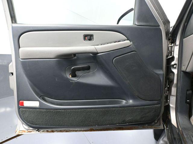 2002 Chevrolet Suburban LS