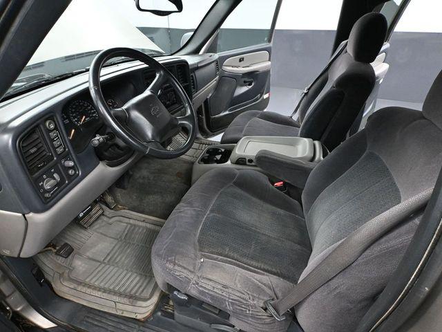 2002 Chevrolet Suburban LS