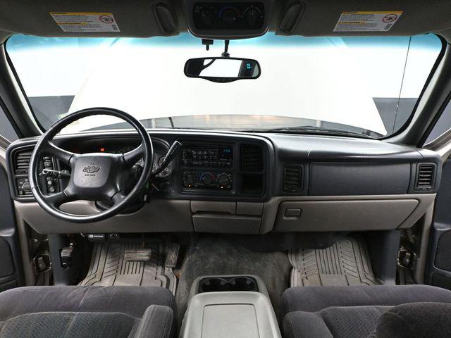 2002 Chevrolet Suburban LS