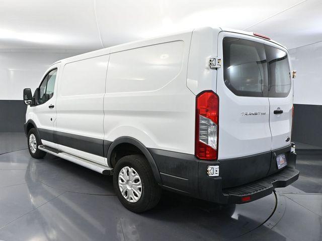 2016 Ford Transit Base