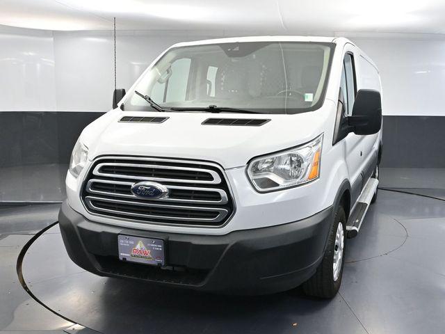 2016 Ford Transit Base