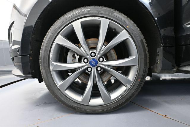 2017 Ford Edge Sport