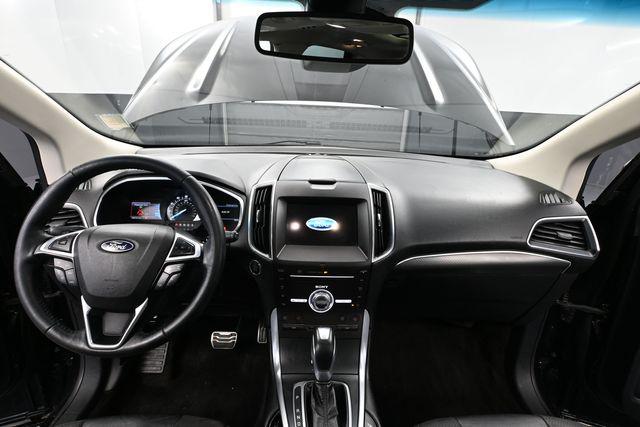 2017 Ford Edge Sport