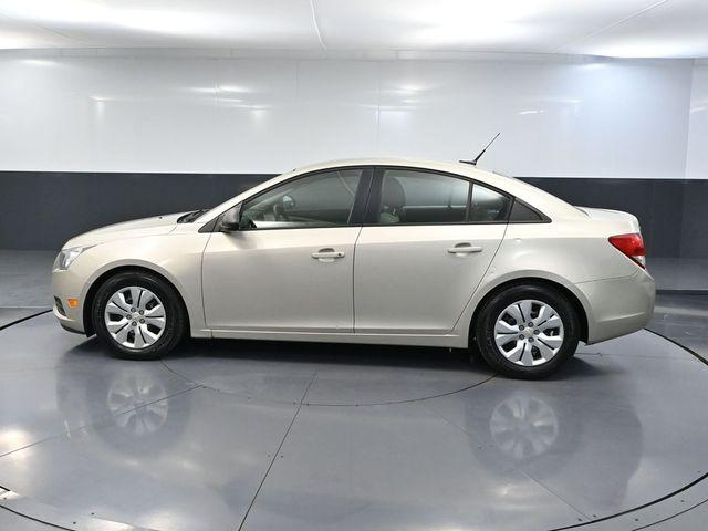 2013 Chevrolet Cruze LS Auto