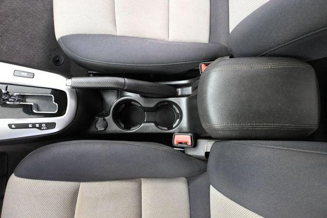 2013 Chevrolet Cruze LS Auto