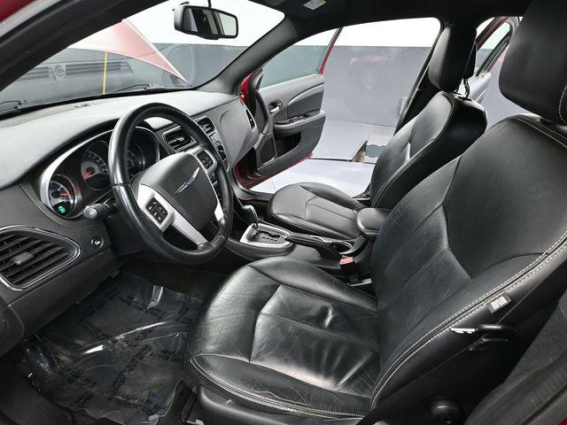 2012 Chrysler 200 Limited