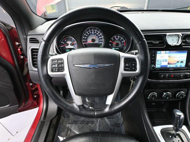 2012 Chrysler 200 Limited