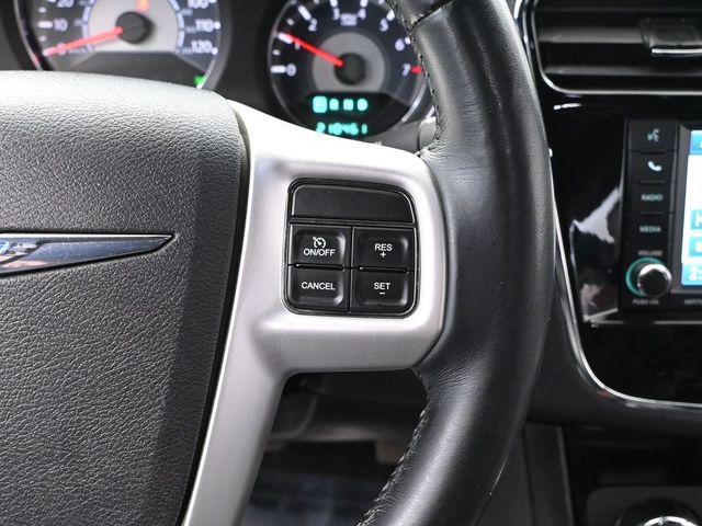 2012 Chrysler 200 Limited