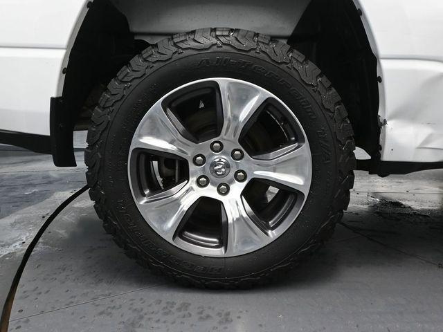 2019 Ram 1500 Big Horn/Lone Star Crew Cab 4x4 5'7" Box