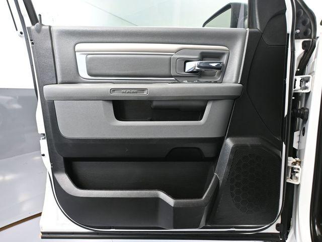 2019 Ram 1500 Classic Big Horn Crew Cab 4x4 5'7" Box