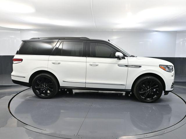 2022 Lincoln Navigator Black Label