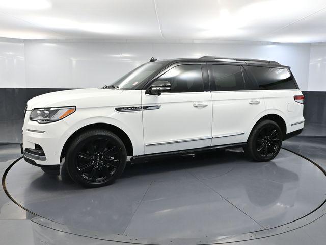 2022 Lincoln Navigator Black Label