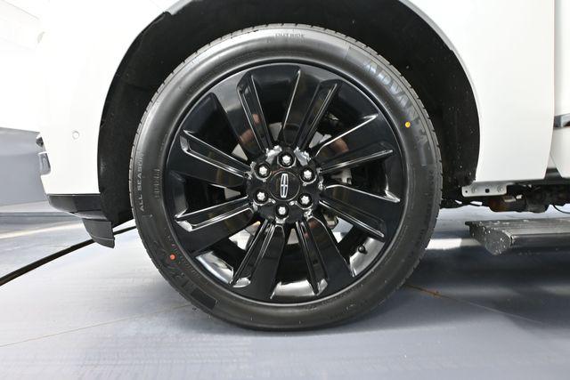 2022 Lincoln Navigator Black Label