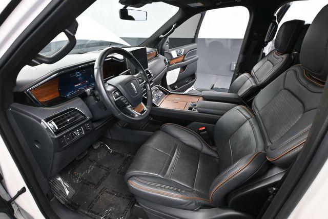 2022 Lincoln Navigator Black Label