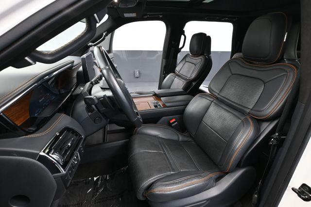 2022 Lincoln Navigator Black Label