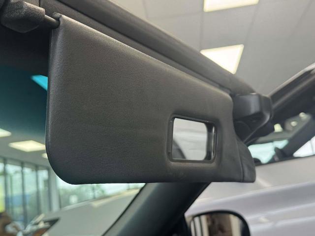 2002 Ford Thunderbird Base