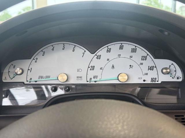 2002 Ford Thunderbird Base