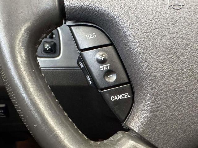 2002 Ford Thunderbird Base