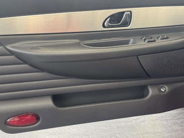 2002 Ford Thunderbird Base
