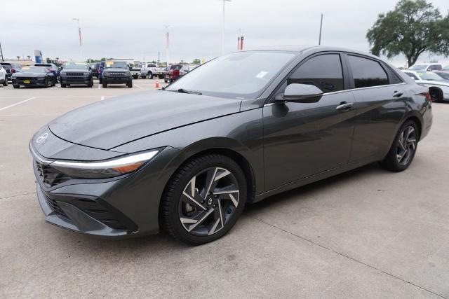 2024 Hyundai Elantra Hybrid Limited