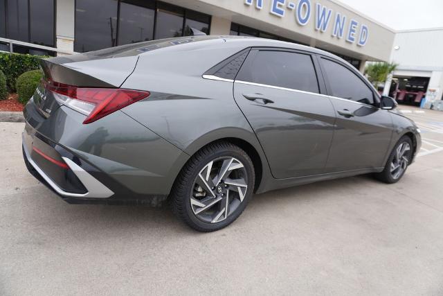 2024 Hyundai Elantra Hybrid Limited