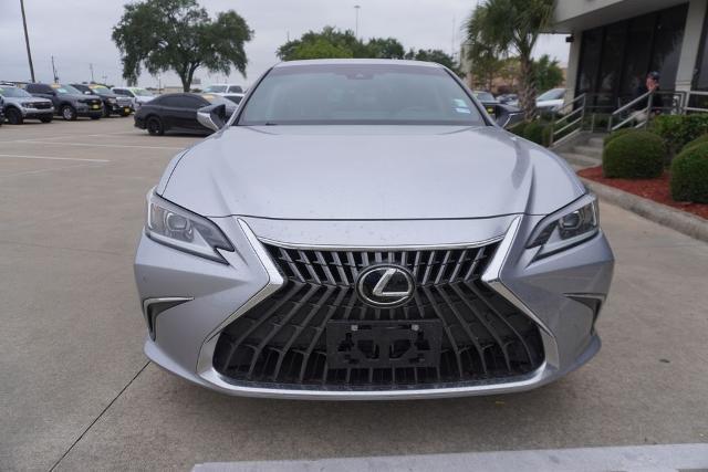 2022 Lexus ES 350 Base
