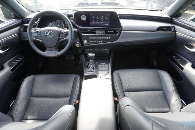 2022 Lexus ES 350 Base