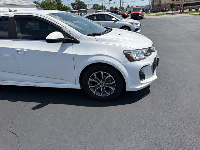 2020 Chevrolet Sonic FWD Sedan LT