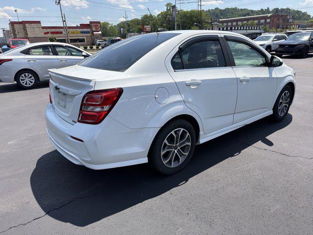 2020 Chevrolet Sonic FWD Sedan LT