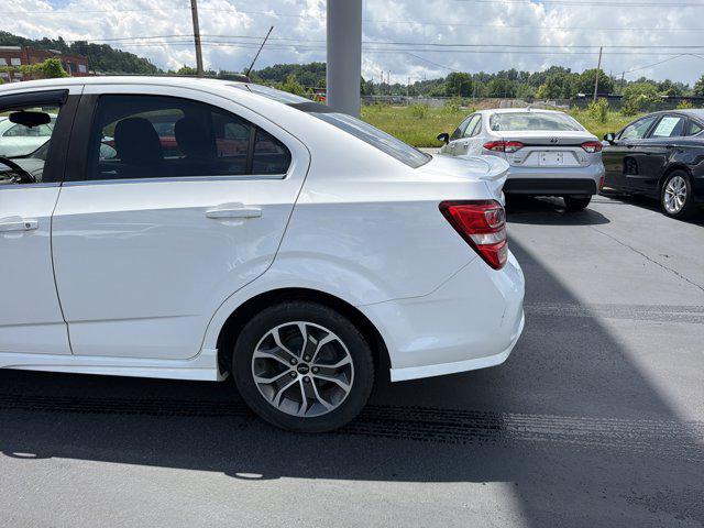 2020 Chevrolet Sonic FWD Sedan LT