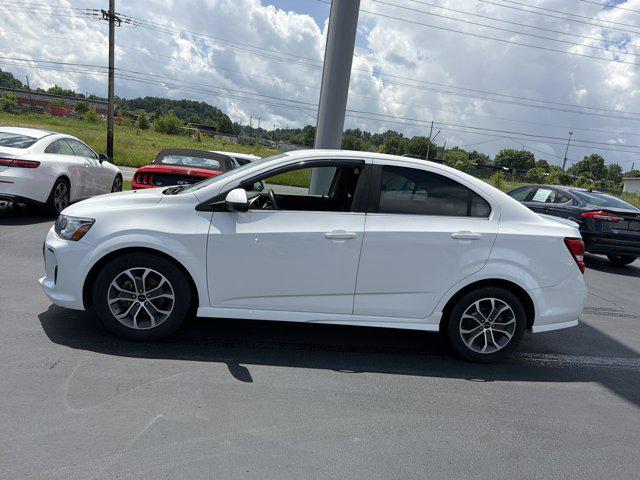 2020 Chevrolet Sonic FWD Sedan LT