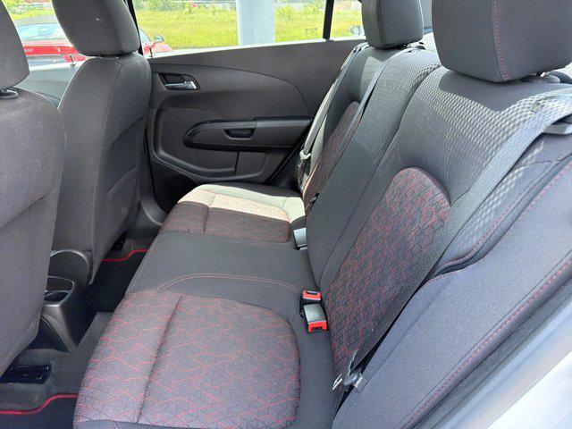 2020 Chevrolet Sonic FWD Sedan LT