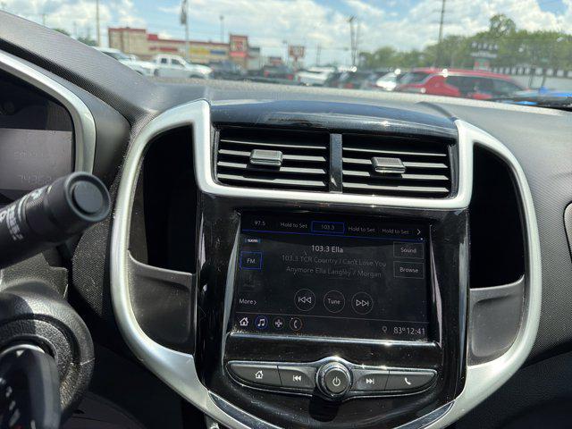 2020 Chevrolet Sonic FWD Sedan LT