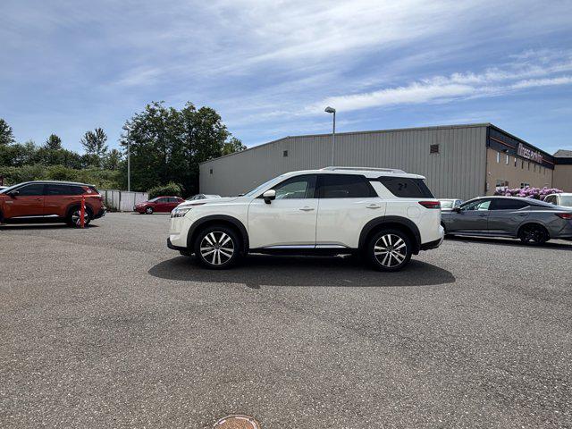 2023 Nissan Pathfinder Platinum 4WD