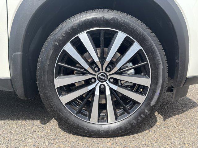 2023 Nissan Pathfinder Platinum 4WD