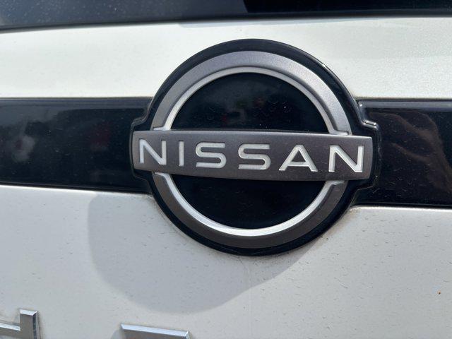 2023 Nissan Pathfinder Platinum 4WD