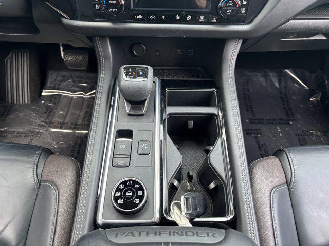 2023 Nissan Pathfinder Platinum 4WD