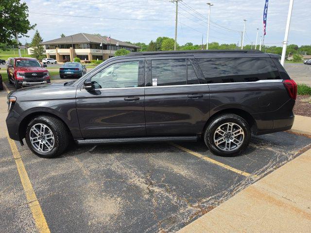 2025 Ford Expedition Active MAX