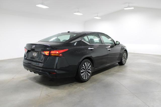2023 Nissan Altima SV FWD