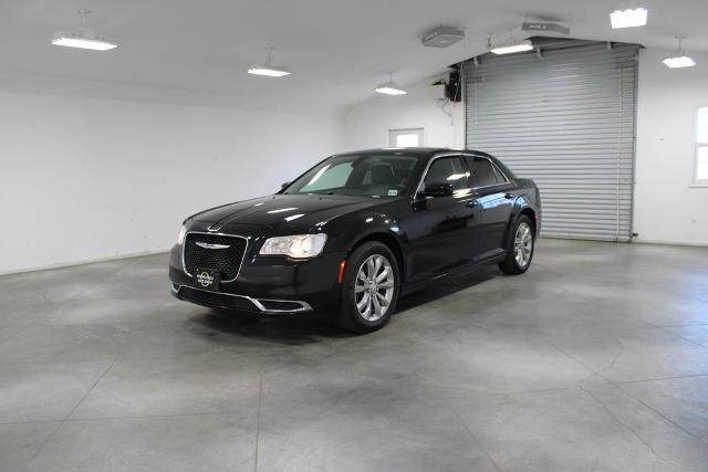 2023 Chrysler 300 Touring AWD