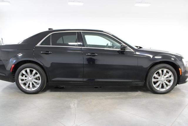 2023 Chrysler 300 Touring AWD