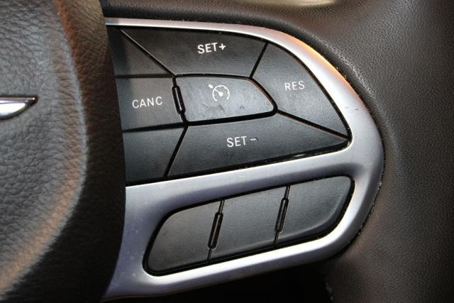 2023 Chrysler 300 Touring AWD