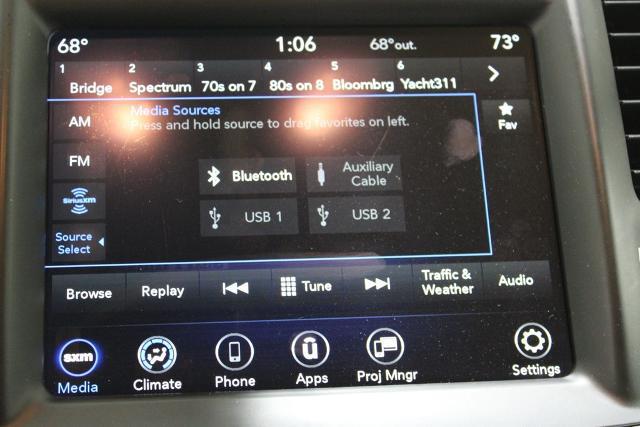 2023 Chrysler 300 Touring AWD