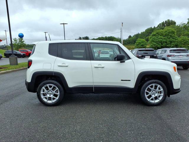 2023 Jeep Renegade Latitude 4x4 2023 Jeep Renegade Latitude 4x4