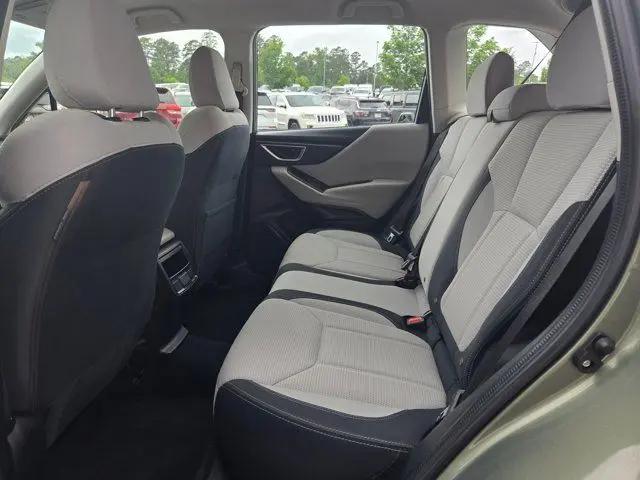 2021 Subaru Forester 2.5i