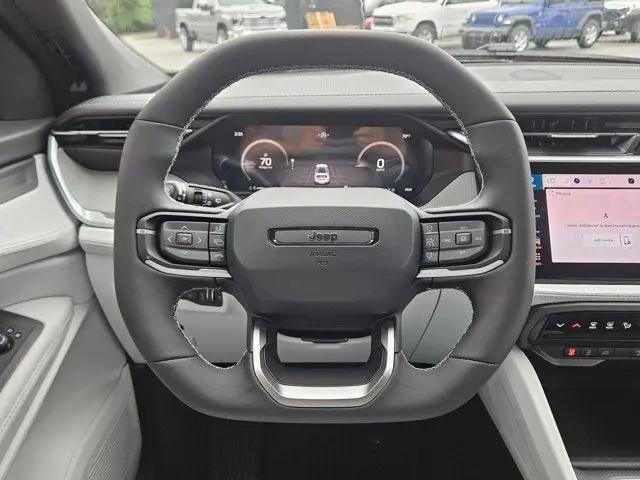 2026 Jeep Cherokee Laredo 4x4